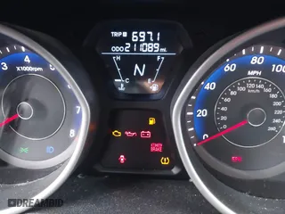 2012 Hyundai Elantra GLS with VIN KMHDH4AE6CU448280, listed as a IAAI auction lot 41548514 with 211,089 mi miles. Bid and sale history available at carsss.com. Image 7.