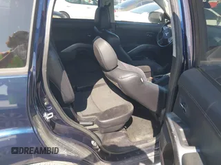 2011 Mitsubishi Outlander SE with VIN JA4AS3AW9BU007568, listed as a IAAI auction lot 42396335 with 174,256 mi miles and . Bid and sale history available at DreamBid. Image 8.