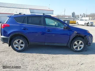 2015 Toyota RAV4 XLE with VIN 2T3RFREVXFW253698, listed as a IAAI auction lot 41798700 with 147,202 mi miles. Bid and sale history available at carsss.com. Image 14.