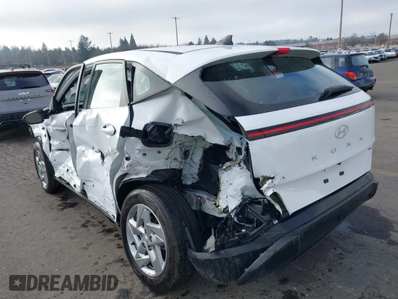 2025 Hyundai Kona SE with VIN KM8HACAB8SU216185, listed as a IAAI auction lot 41331541 with 4,930 mi miles. Bid and sale history available at carsss.com. Image 3.