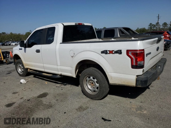 2015 Ford F-150 XLT with VIN 1FTFX1EF0FKD91110, listed as a Copart auction lot 46293365 with 208,399 mi miles and Salvage Title. Bid and sale history available at carsss.com. Image 2.