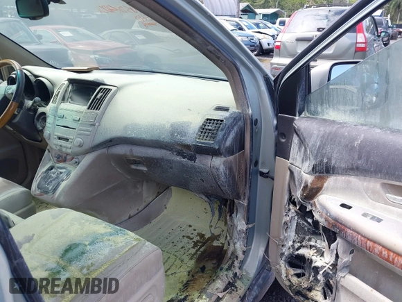 2008 Lexus RX 400h with VIN JTJHW31U382070187, listed as a IAAI auction lot 41807401 with Not Provided miles and . Bid and sale history available at DreamBid. Image 13.