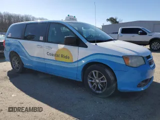 2017 Dodge Grand Caravan SE z VIN 2C4RDGBG5HR646618, wystawiony jako Copart lot #48858365 z przebiegiem 176 304 mil mil oraz Tytuł czysty. Historia ofert i sprzedaży dostępna na DreamBid. Obrazek 4.