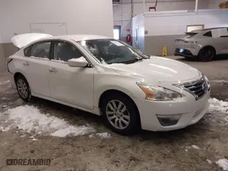 2013 Nissan Altima 2.5 SL with VIN 1N4AL3APXDC164746, listed as a IAAI auction lot 41261574 with 223,318 mi miles. Bid and sale history available at carsss.com. Image 1.
