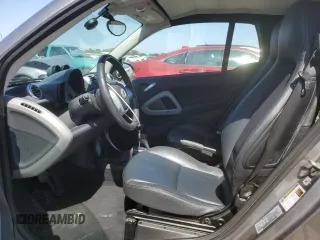 2015 Smart fortwo with VIN WMEEK9AA3FK828490, listed as a Copart auction lot 56055865 with Not Provided miles and Clean Title. Bid and sale history available at DreamBid. Image 7.
