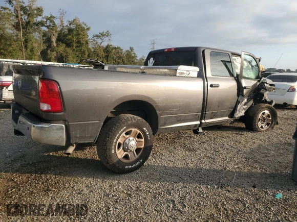 2017 Ram 2500 Tradesman with VIN 3C6TR4HT9HG675790, listed as a Copart auction lot 86026024 with Not provided miles and Salvage title. Bid and sale history available at DreamBid. Image 3.