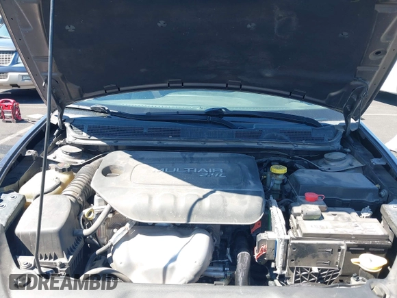 2016 Dodge Dart SXT z VIN 1C3CDFBB2GD717848, wystawiony jako IAAI lot #42179804 z przebiegiem 125 143 mil mil oraz . Historia ofert i sprzedaży dostępna na DreamBid. Obrazek 10.