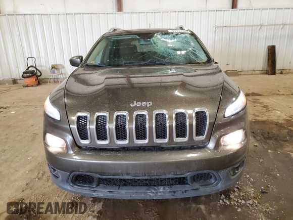 2015 Jeep Cherokee Latitude with VIN 1C4PJMCS4FW675341, listed as a Copart auction lot 51131425 with 123,302 mi miles and Clean Title. Bid and sale history available at DreamBid. Image 5.