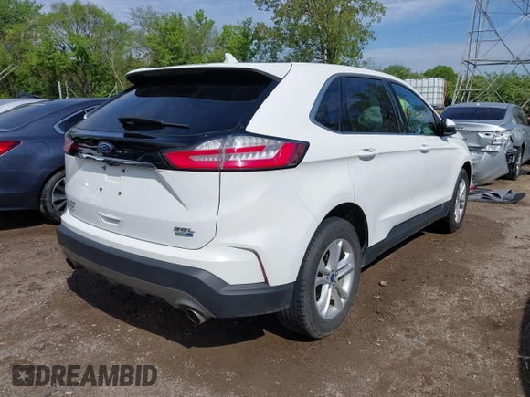 2020 Ford Edge SEL z VIN 2FMPK4J9XLBA07663, wystawiony jako IAAI lot #42115904 z przebiegiem 45 385 mil mil oraz . Historia ofert i sprzedaży dostępna na DreamBid. Obrazek 4.