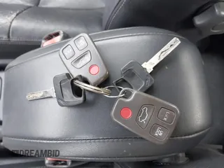 2000 Volvo V40 z VIN YV1VW2551YF540271, wystawiony jako IAAI lot #41660897 z przebiegiem 168 864 mil mil oraz . Historia ofert i sprzedaży dostępna na DreamBid. Obrazek 11.