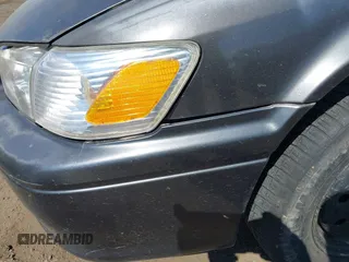 2001 Toyota Camry CE z VIN 4T1BG22K51U817811, wystawiony jako IAAI lot #42378357 z przebiegiem 347 362 mil mil oraz . Historia ofert i sprzedaży dostępna na DreamBid. Obrazek 12.