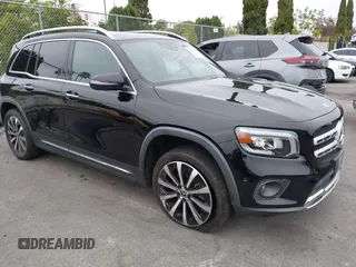 2021 Mercedes-Benz GLB 250 z VIN W1N4M4GB7MW101181, wystawiony jako IAAI lot #42064114 z przebiegiem 38 934 mil mil oraz . Historia ofert i sprzedaży dostępna na DreamBid. Obrazek 1.