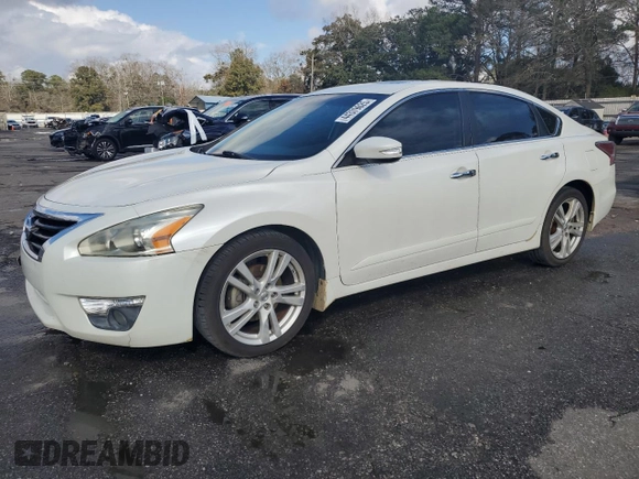 2014 Nissan Altima S with VIN 1N4BL3APXEC401077, listed as a Copart auction lot 44379625 with 106,854 mi miles and Salvage title. Bid and sale history available at DreamBid. Image 1.