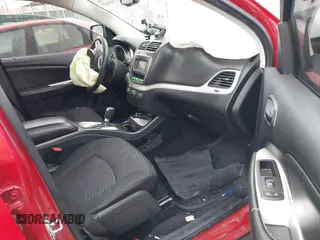 2017 Dodge Journey SE z VIN 3C4PDCAB2HT558628, wystawiony jako IAAI lot #41946060 z przebiegiem 217 810 mil mil oraz . Historia ofert i sprzedaży dostępna na DreamBid. Obrazek 5.