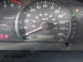 2005 Toyota Tundra SR5 with VIN 5TBDT44185S475556, listed as a IAAI auction lot 41589056 with 222,658 mi miles and . Bid and sale history available at DreamBid. Image 15.