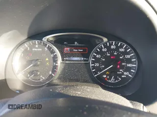 2018 Nissan Altima 2.5 S with VIN 1N4AL3AP2JC225714, listed as a IAAI auction lot 41200103 with 34,126 mi miles. Bid and sale history available at carsss.com. Image 7.