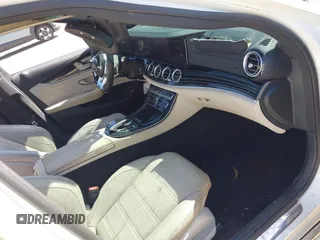 2019 Mercedes-Benz E 53 AMG with VIN WDDZF6BB4KA572666, listed as a IAAI auction lot 42500611 with Not provided miles and . Bid and sale history available at DreamBid. Image 5.