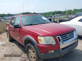 2010 Ford Explorer Sport Trac XLT z VIN 1FMEU3BE8AUA41454, wystawiony jako IAAI lot #42250096 z przebiegiem 177 269 mil mil oraz . Historia ofert i sprzedaży dostępna na DreamBid. Obrazek 1.