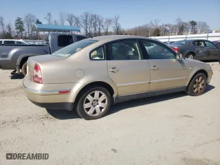 2003 Volkswagen Passat GLX with VIN WVWRH63B73P038515, listed as a Copart auction lot 43861924 with 145,012 mi miles and Salvage Title. Bid and sale history available at carsss.com. Image 3.