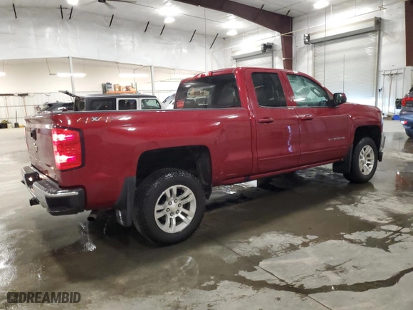 2018 Chevrolet Silverado 1500 LT with VIN 2GCVKREC8J1107651, listed as a Copart auction lot 47135865 with 54,899 mi miles and Salvage Title. Bid and sale history available at carsss.com. Image 3.