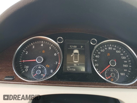 2012 Volkswagen CC Lux Limited Edition with VIN WVWHN7AN7CE508223, listed as a Copart auction lot 56702945 with 121,156 mi miles and Salvage title. Bid and sale history available at DreamBid. Image 9.