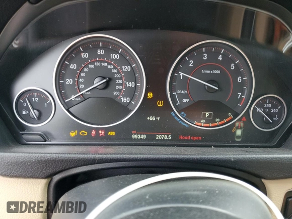 2017 BMW 3 Series 330i z VIN WBA8B9G5XHNU51693, wystawiony jako Copart lot #55161135 z przebiegiem 99 349 mil mil oraz Szkoda całkowita • Salvage title. Historia ofert i sprzedaży dostępna na DreamBid. Obrazek 9.