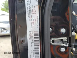 2016 Chrysler 300 C z VIN 2C3CCAEG7GH343186, wystawiony jako Copart lot #60067725 z przebiegiem 107 770 mil mil oraz Szkoda całkowita • Salvage title. Historia ofert i sprzedaży dostępna na DreamBid. Obrazek 13.