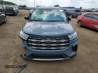 2025 Ford Explorer Active with VIN 1FMUK8DH1SGA07877, listed as a Copart auction lot 60504055 with Not provided miles and Clean title. Bid and sale history available at DreamBid. Image 5.
