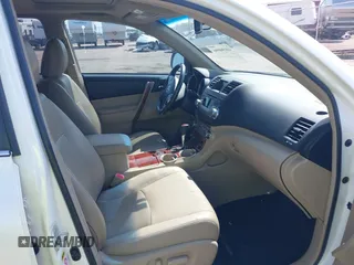 2012 Toyota Highlander Limited with VIN 5TDDK3EH9CS105634, listed as a IAAI auction lot 40194096 with 165,248 mi miles. Bid and sale history available at carsss.com. Image 5.