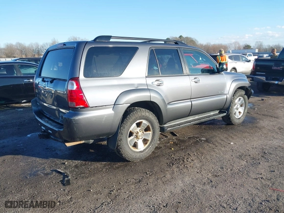 2007 Toyota 4Runner SR5 with VIN JTEBU14R870118007, listed as a IAAI auction lot 41380192 with 207,669 mi miles. Bid and sale history available at carsss.com. Image 4.