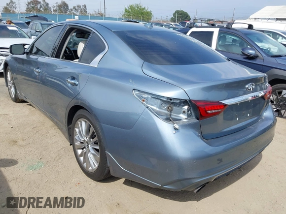 2018 Infiniti Q50 3.0t LUXE with VIN JN1EV7AP9JM352079, listed as a IAAI auction lot 42030404 with 62,550 mi miles. Bid and sale history available at carsss.com. Image 3.