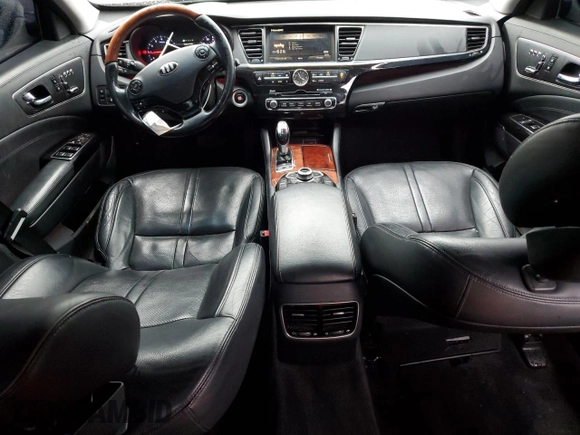 2015 Kia K900 Premium with VIN KNALU4D45F6026246, listed as a Copart auction lot 86622434 with 102,508 mi miles and Salvage title. Bid and sale history available at DreamBid. Image 8.