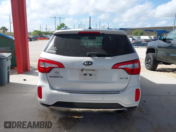 2015 Kia Sorento SX with VIN 5XYKWDA78FG615957, listed as a IAAI auction lot 41931368 with 116,662 mi miles. Bid and sale history available at carsss.com. Image 17.