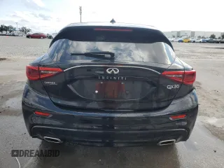 2018 Infiniti QX30 Luxury z VIN SJKCH5CP2JA051648, wystawiony jako Copart lot #52361895 z przebiegiem 90 717 mil mil oraz Szkody całkowita. Historia ofert i sprzedaży dostępna na DreamBid. Obrazek 6.