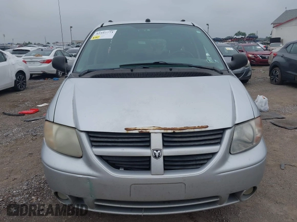 2005 Dodge Caravan SXT с VIN 2D8GP44L65R428854, выставлен на аукционе IAAI как лот 42597773 с пробегом 224 146 миль миль и . История ставок и продаж доступна на DreamBid. Изображение 12.
