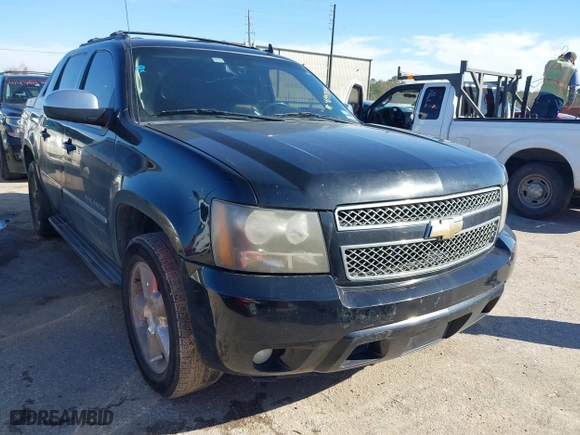 2011 Chevrolet Avalanche LTZ with VIN 3GNMCGE00BG391196, listed as a IAAI auction lot 41447134 with 248,991 mi miles. Bid and sale history available at carsss.com. Image 1.