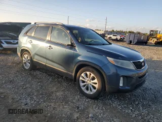 2014 Kia Sorento EX with VIN 5XYKU4A78EG496568, listed as a Copart auction lot 86245974 with 164,386 mi miles and Salvage Title. Bid and sale history available at carsss.com. Image 4.