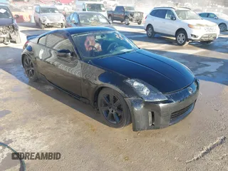 2003 Nissan 350Z Enthusiast with VIN JN1AZ34D83T116061, listed as a IAAI auction lot 41671475 with 256,254 mi miles. Bid and sale history available at carsss.com. Image 1.