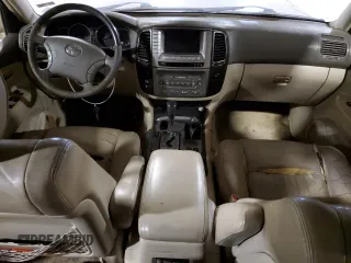 2003 Toyota Land Cruiser with VIN JTEHT05J132041320, listed as a Copart auction lot 44438895 with 256,815 mi miles and Clean Title. Bid and sale history available at carsss.com. Image 8.