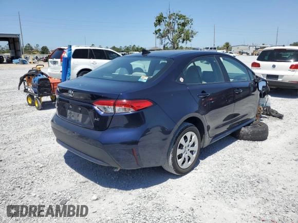 2022 Toyota Corolla LE with VIN 5YFEPMAE4NP367435, listed as a Copart auction lot 52794425 with 28,906 mi miles and Salvage Title. Bid and sale history available at carsss.com. Image 3.