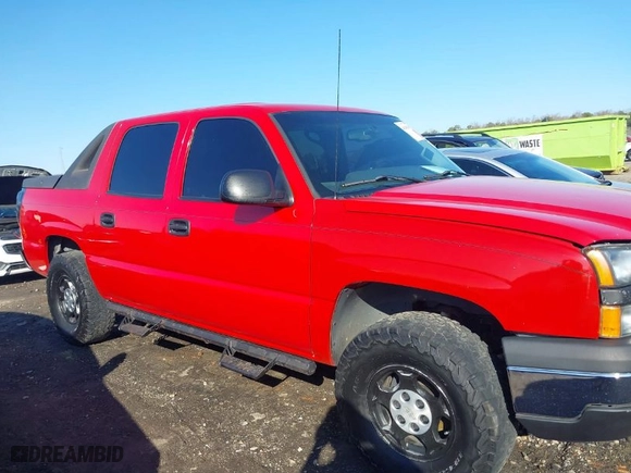2003 Chevrolet Avalanche with VIN 3GNEC13T53G243660, listed as a IAAI auction lot 41489395 with 249,362 mi miles. Bid and sale history available at carsss.com. Image 13.