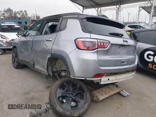 2019 Jeep Compass Latitude с VIN 3C4NJCBB7KT617761, выставлен на аукционе IAAI как лот 42034947 с пробегом 114 839 миль миль и . История ставок и продаж доступна на DreamBid. Изображение 3.