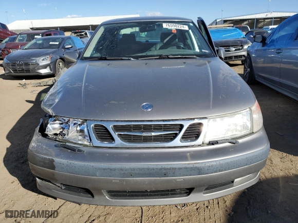 2001 Saab 9-5 with VIN YS3ED48E113035561, listed as a Copart auction lot 76598224 with 195,416 mi miles and Salvage Title. Bid and sale history available at carsss.com. Image 5.