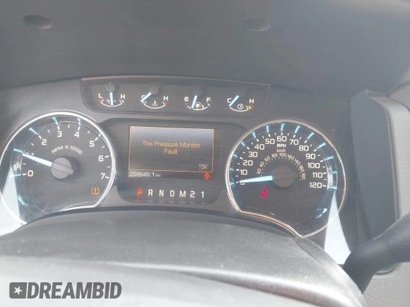 2011 Ford F-150 XLT with VIN 1FTFW1ET2BFC25909, listed as a IAAI auction lot 42463772 with 258,949 mi miles and . Bid and sale history available at DreamBid. Image 7.