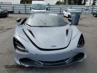 2022 McLaren 720S z VIN SBM14FCA4NW006444, wystawiony jako Copart lot #45854525 z przebiegiem Nie podano mil oraz Szkody całkowita. Historia ofert i sprzedaży dostępna na DreamBid. Obrazek 5.