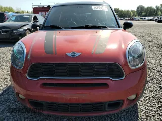2013 MINI Countryman S z VIN WMWZC3C55DWP20563, wystawiony jako Copart lot #55493605 z przebiegiem 110 672 mil mil oraz Szkoda całkowita • Salvage title. Historia ofert i sprzedaży dostępna na DreamBid. Obrazek 5.