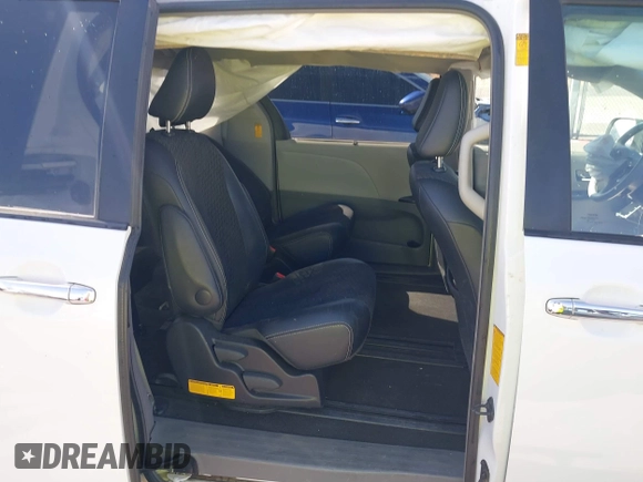 2014 Toyota Sienna SE with VIN 5TDXK3DC1ES417081, listed as a IAAI auction lot 41850444 with 173,545 mi miles. Bid and sale history available at carsss.com. Image 8.