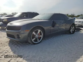 2010 Chevrolet Camaro 2SS z VIN 2G1FT1EW2A9178805, wystawiony jako Copart lot #64282813 z przebiegiem 87 771 mil mil oraz Szkody całkowita. Historia ofert i sprzedaży dostępna na DreamBid. Obrazek 1.