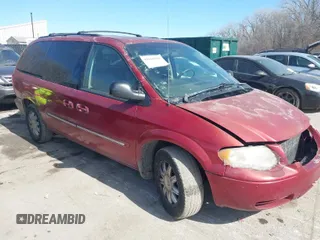 2006 Chrysler Town & Country LWB Touring with VIN 2A8GP54L66R832008, listed as a IAAI auction lot 41660005 with 284,178 mi miles. Bid and sale history available at carsss.com. Image 1.