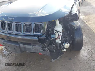 2019 Jeep Compass Trailhawk with VIN 3C4NJDDBXKT671364, listed as a IAAI auction lot 41655974 with 104,252 mi miles and . Bid and sale history available at carsss.com. Image 18.
